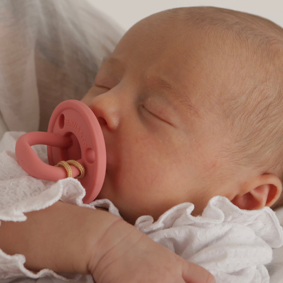 Biberon Maternal + 2 Chupetes CLÁSICOS Nenina & Co