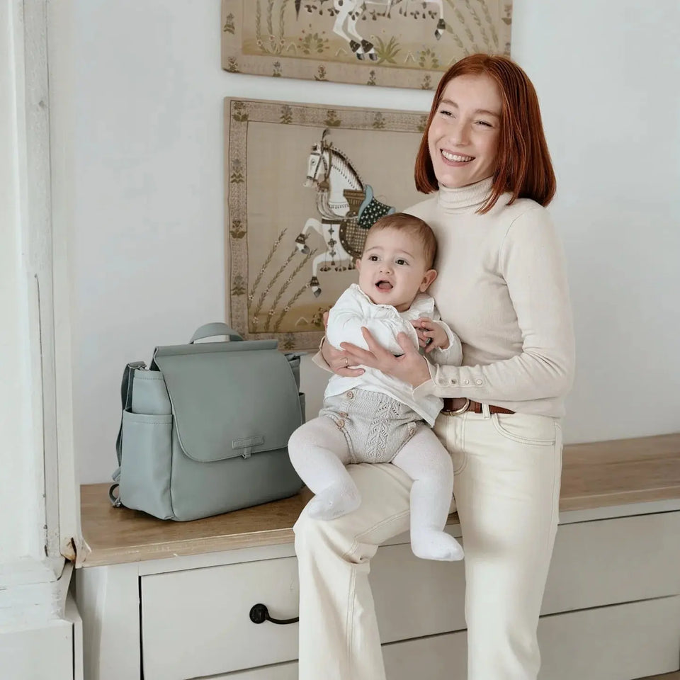 Bolso Maternal + Cambiador + 1 Biberon + 2 Chupetes DIAMOND + Guardachupete + 2 Chupeteros DIAMOND Nenina & Co