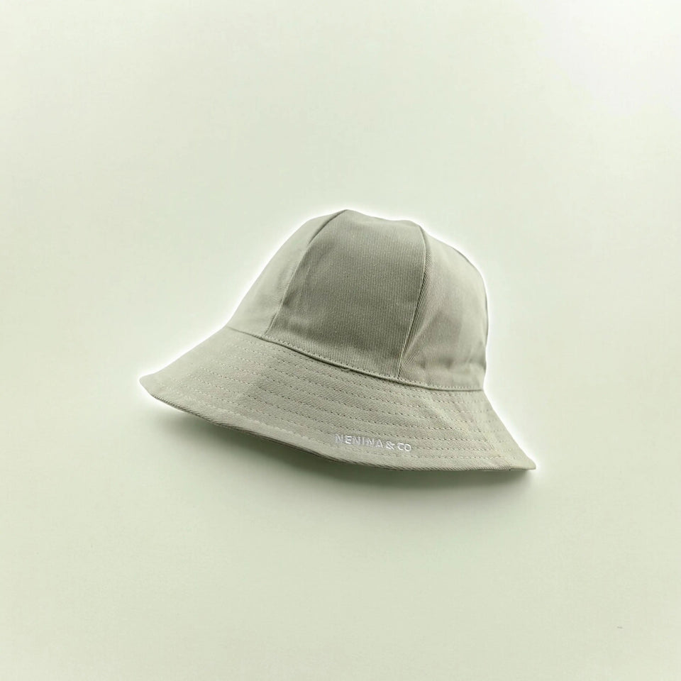 Gorro para el Sol Oliva Nenina & Co - Hecho de Algodón Orgánico | Protección Solar y Estilo