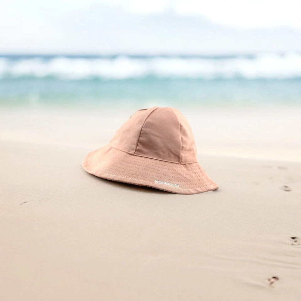 Gorro para el Sol Rosa Nenina & Co - Hecho de Algodón Orgánico | Protección Solar y Estilo