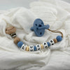 Kit Chupete Clásico Dusty Blue de Silicona + Chupetero Personalizado, Guardachupetes  | Nenina & Co
