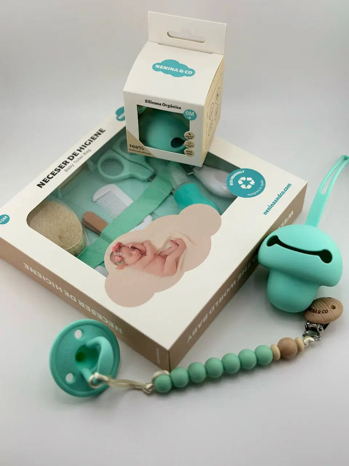 Kit Regalo ideal Neceser de Higiene + Chupete + Chupetero + Guardachupete Nenina & Co